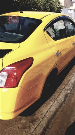 نيسان فيرسا